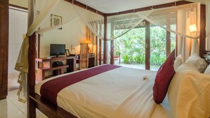 Studio | 1 bedroom, premium bedding, minibar, in-room safe - Chili Ubud Cottage (Ubud)