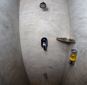Bathroom shower - CityRest Fort - Hostel (Colombo)