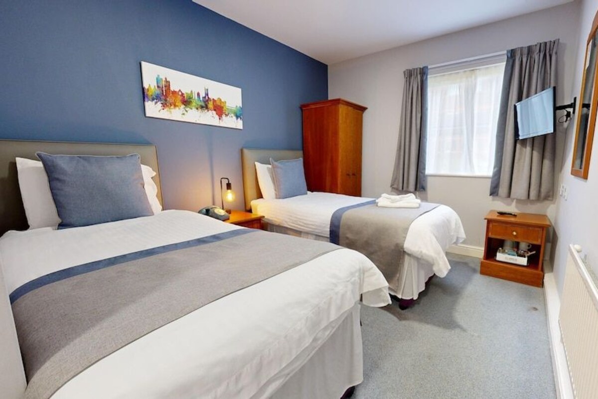 Standard Twin Room (Windermere)
