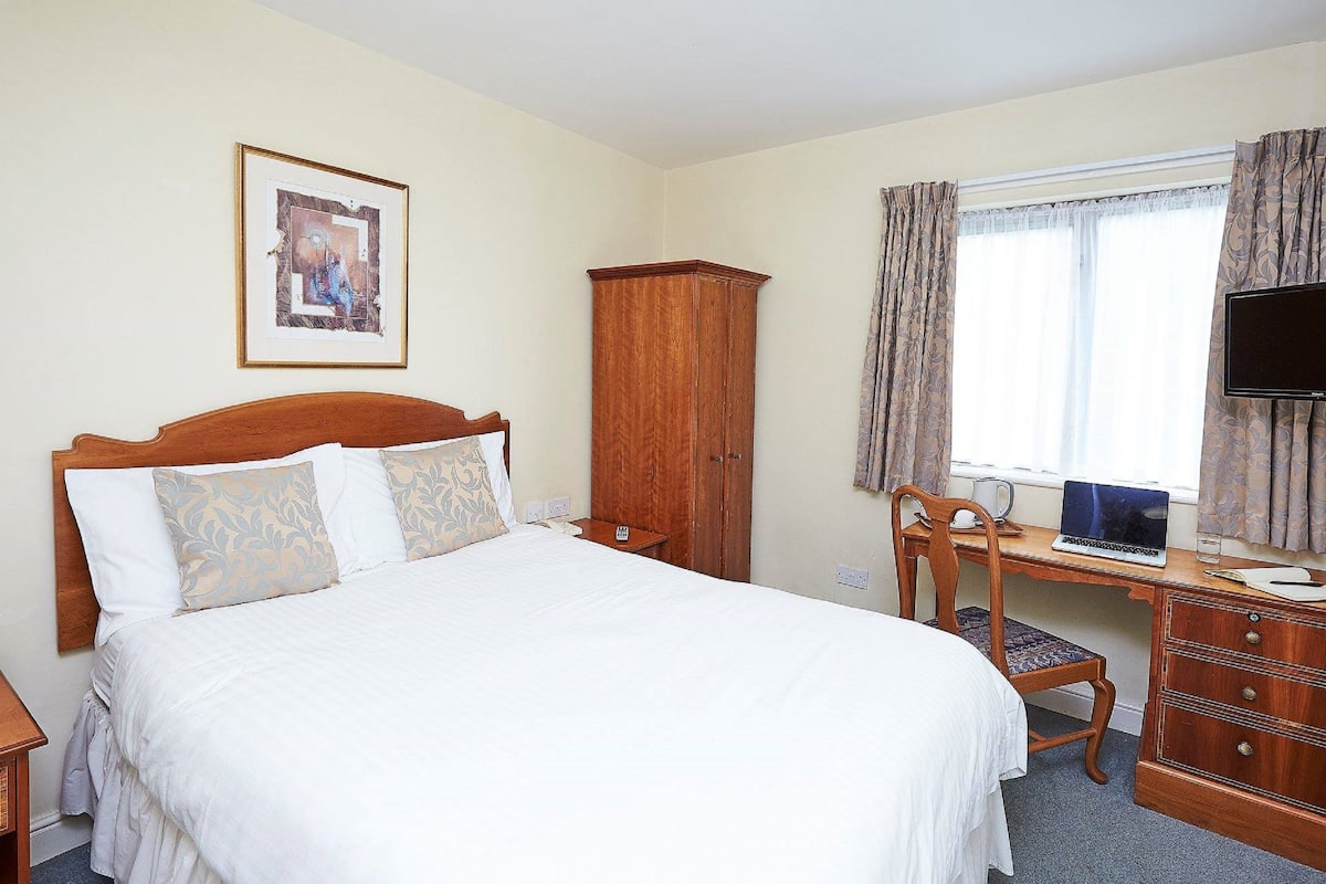 書桌、手提電腦工作空間、免費 Wi-Fi、方便輪椅出入