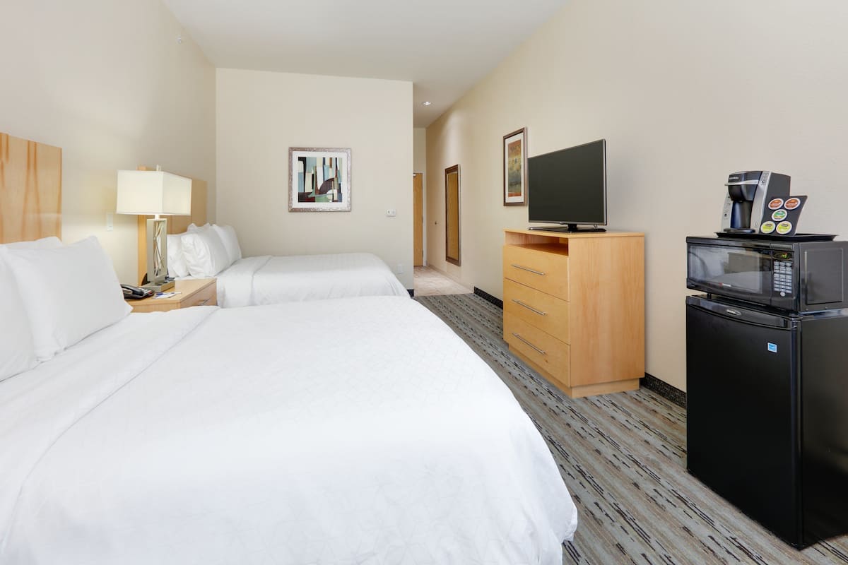 In-room safe, desk, laptop workspace, iron/ironing board