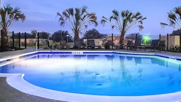 Outdoor pool, open 8:00 AM to 10:00 PM, sun loungers