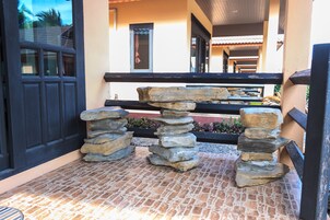 Deluxe Villas | Balcony