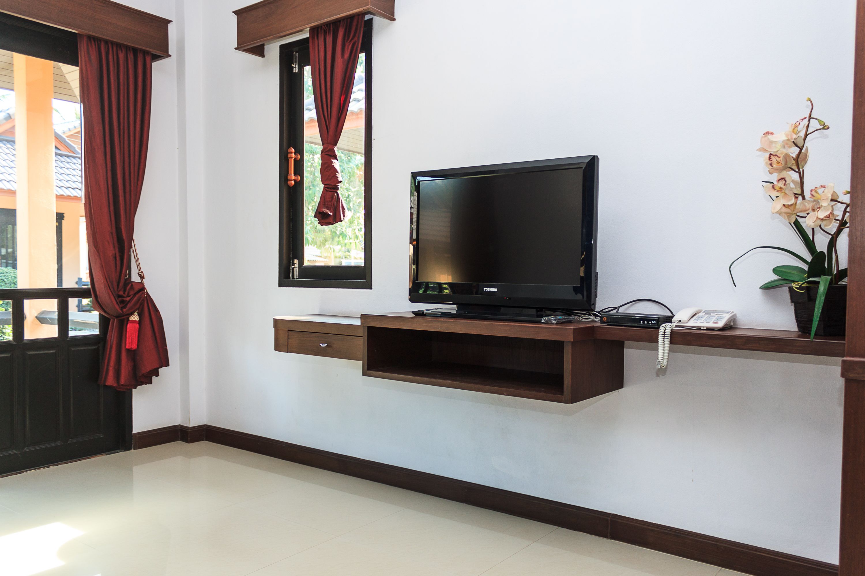 Minibar, camas plegables/adicionales y wifi gratis 