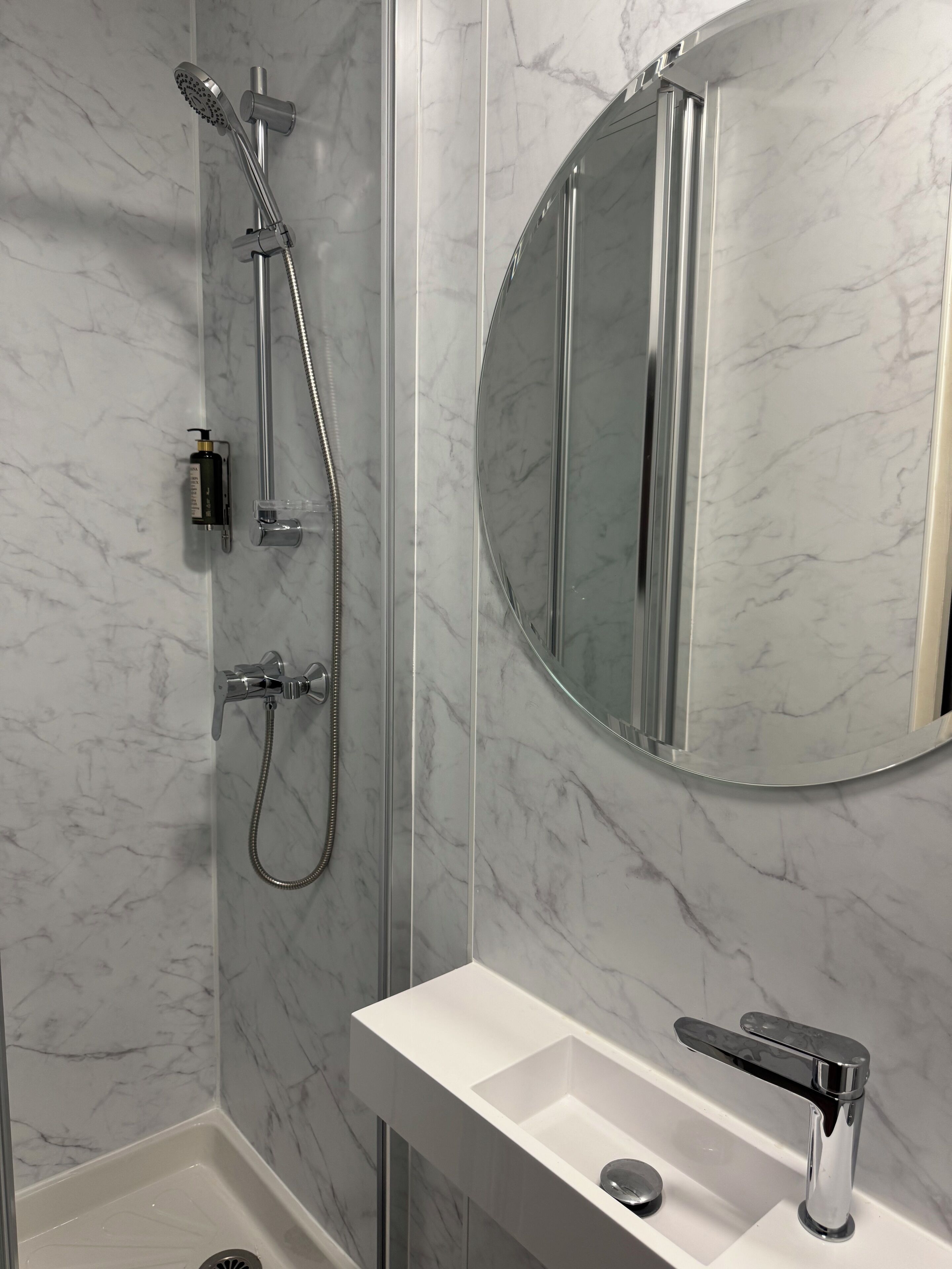 Foto - Hôtel Le Montmartre Saint Pierre