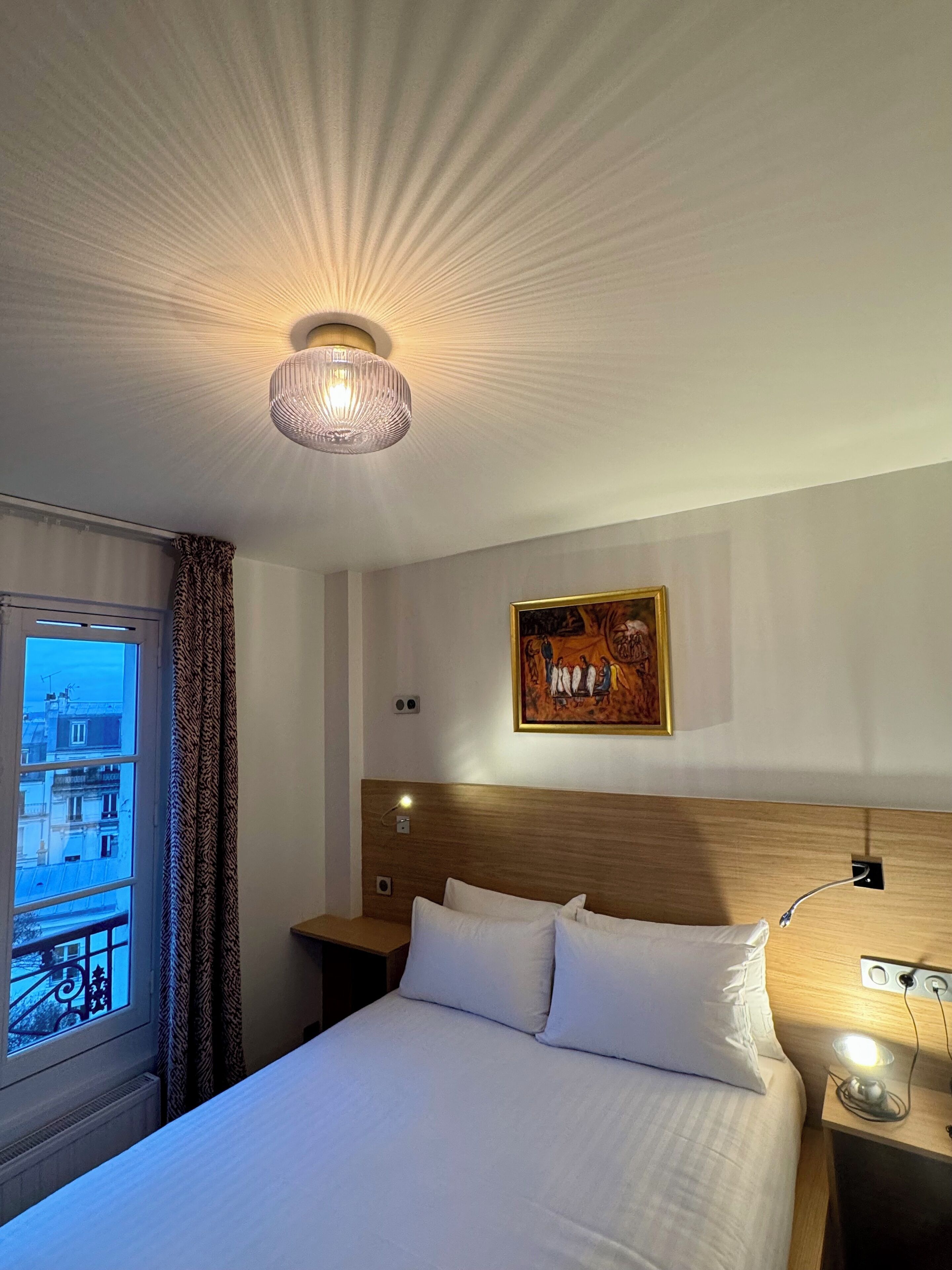 Foto - Hôtel Le Montmartre Saint Pierre