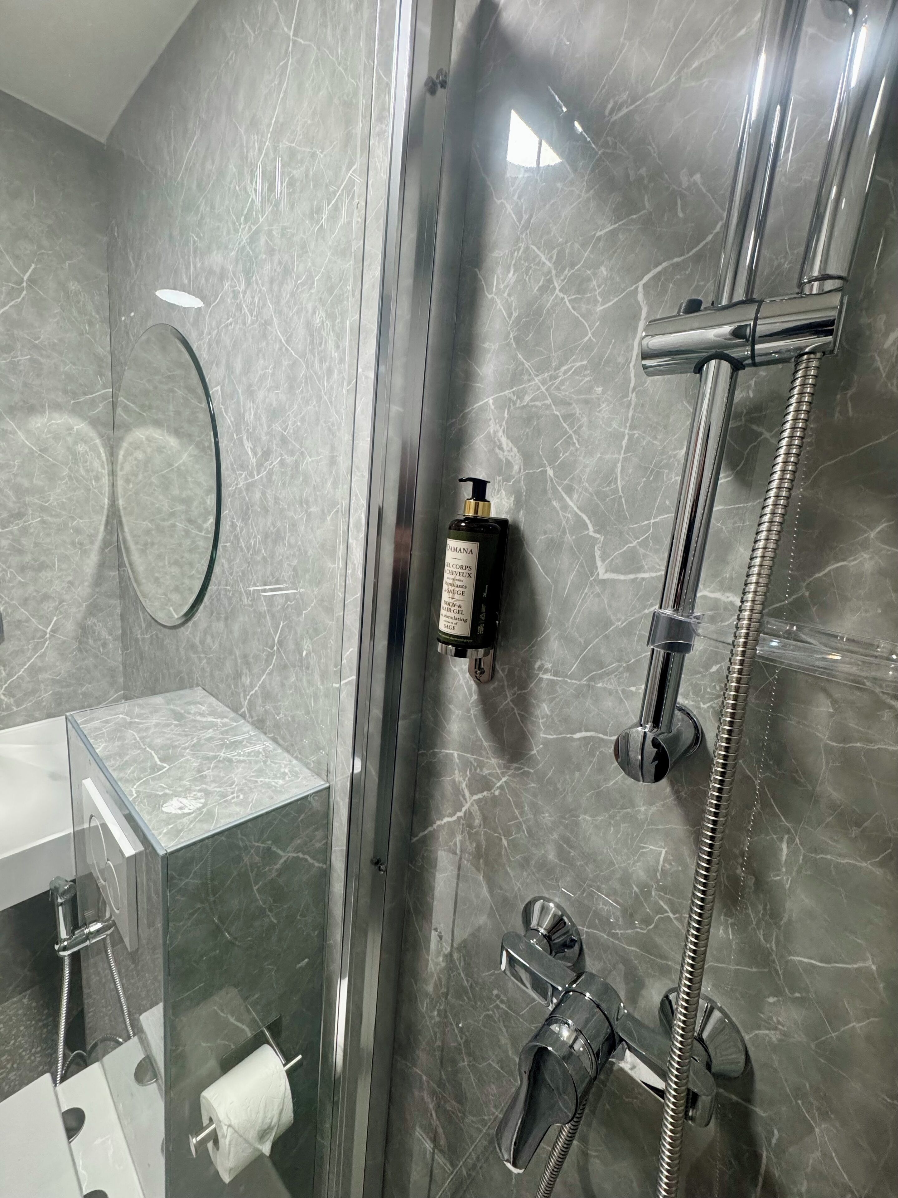 Foto - Hôtel Le Montmartre Saint Pierre