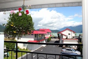 View from room - Harrison Spa Motel (Harrison Hot Springs)