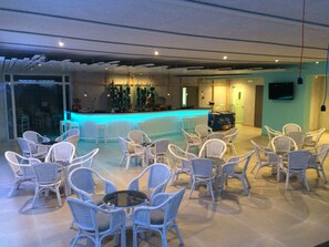 Bar lounge