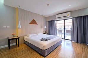 豪華客房, 1 張特大雙人床 | 迷你吧、獨特裝潢、布置獨特、免費搖籃/嬰兒床