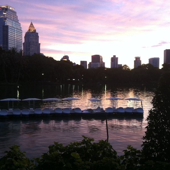 Boating - Smile Society Boutique Hostel (Bangkok)