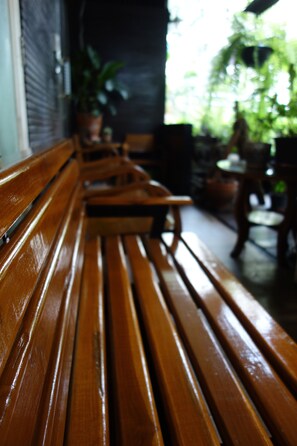 Porch - Smile Society Boutique Hostel (Bangkok)