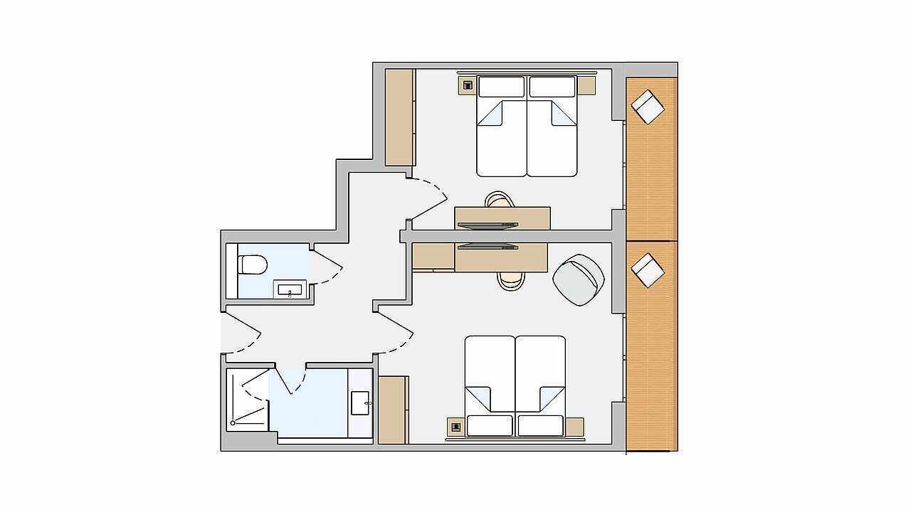 Plano de un hotel que muestra un baño, una kitchenette, una sala de estar con sofá y mesa de comedor, y un balcón pequeño.