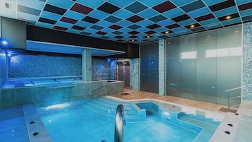 Whirlpool, Dampfbad, Körperbehandlungen, Hydrotherapie