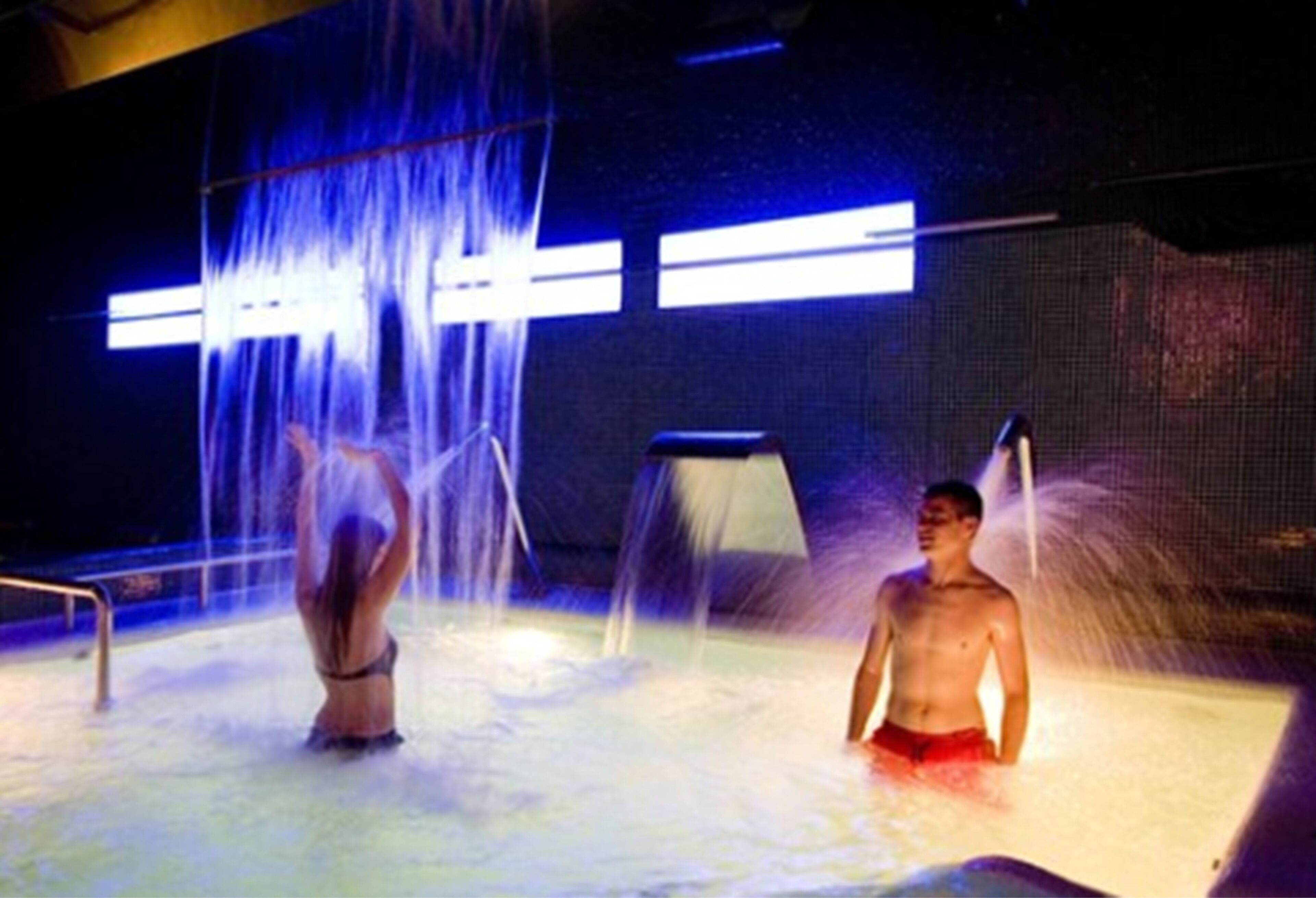 Hot tub, steam room, body treatments, hydrotherapy, body wraps