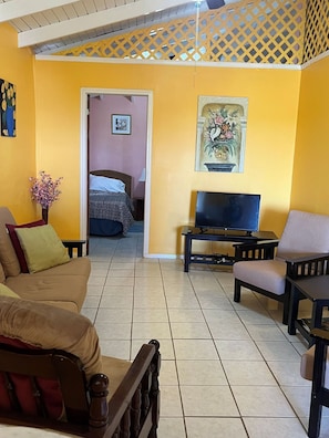 Living area - Ellen Bay Cottages (Seatons Village)