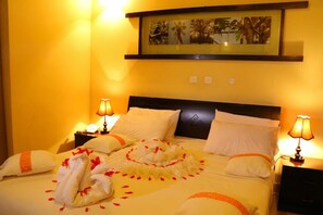1 bedroom, Frette Italian sheets, pillow-top beds, in-room safe - Abay Minch Lodge (Bahir Dar)