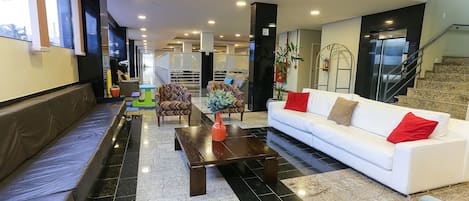 Sala de estar en el lobby