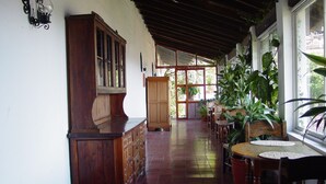 Interior - Hotel Victoria (Taxco)