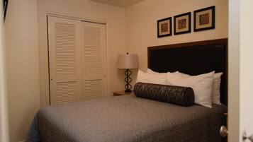 Room, 1 Bedroom | Individually decorated, individually furnished, free WiFi, bed sheets