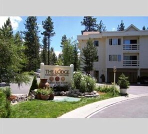 Exterior - GetAways at the Lodge at Kingsbury Crossing (Stateline)