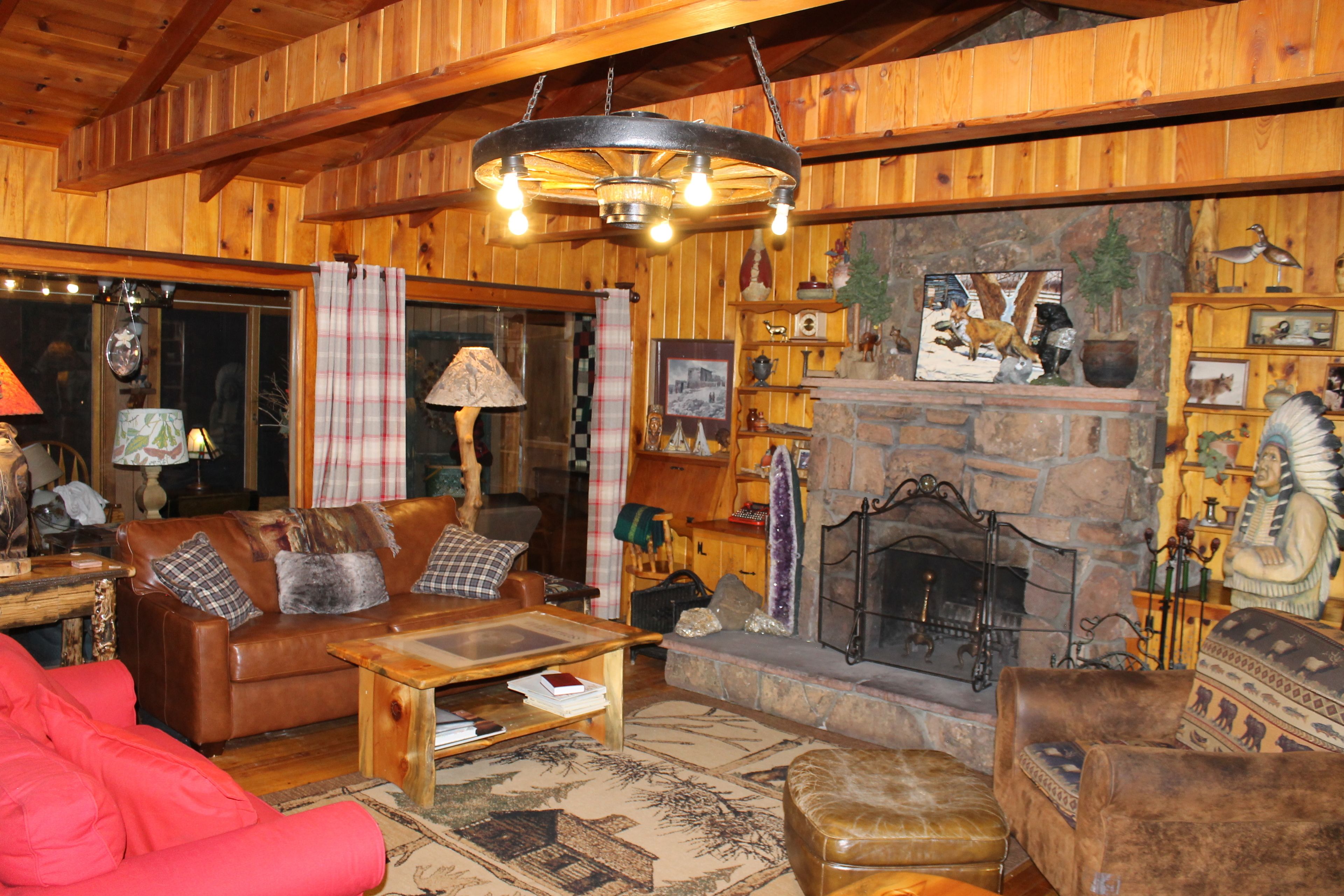 the lodge | interior detail