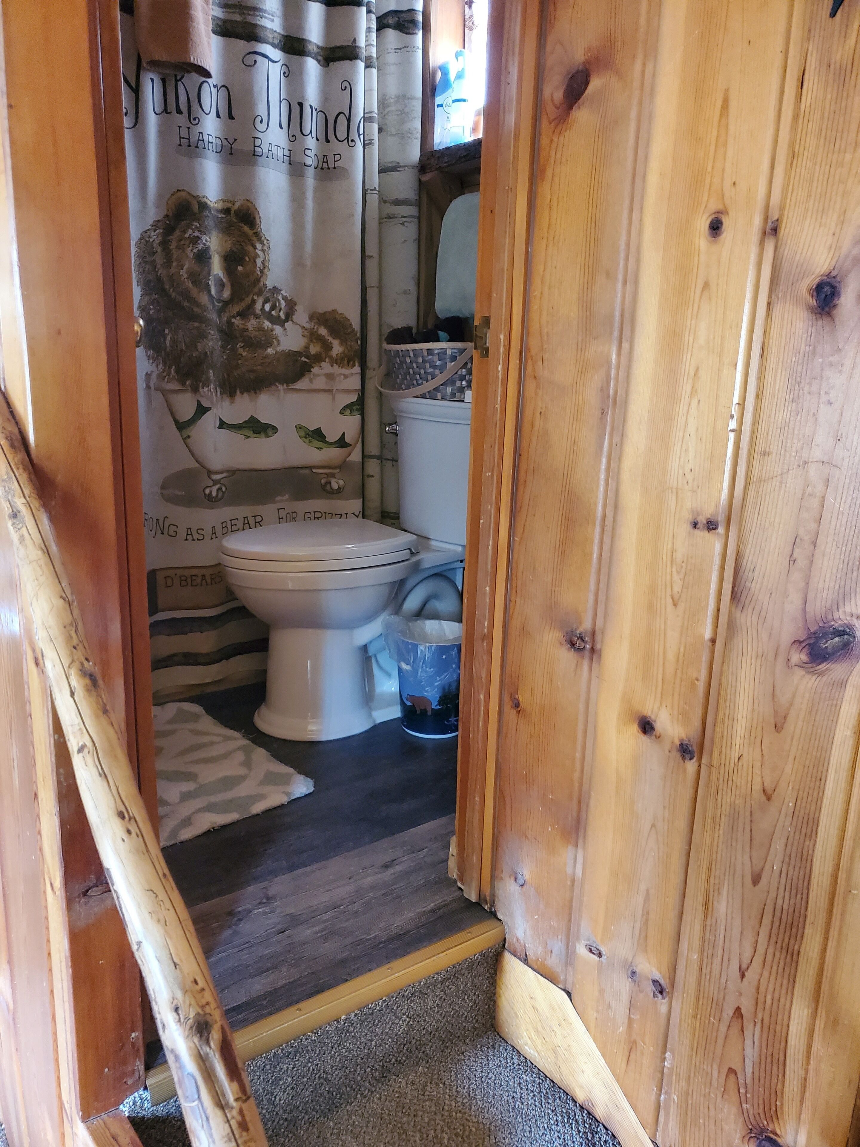 1 - fishermans cabin | bathroom | free toiletries, hair dryer, towels, soap