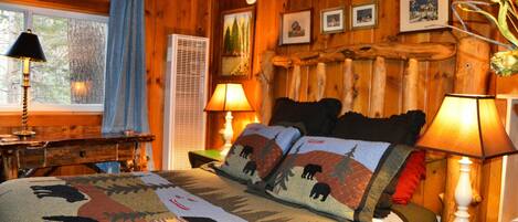 10 - Daniel Boone Cabin | Interior detail