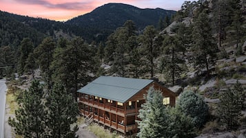 24 - Sunrise Cabin | Mountain view