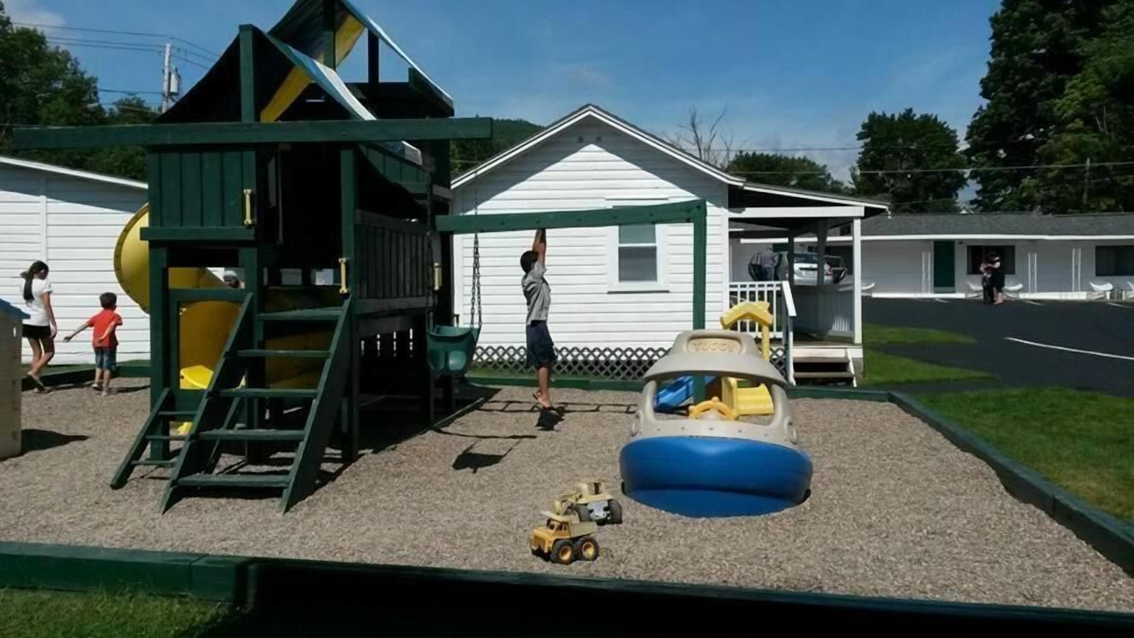 Foto - Brookside Motel & Cabins