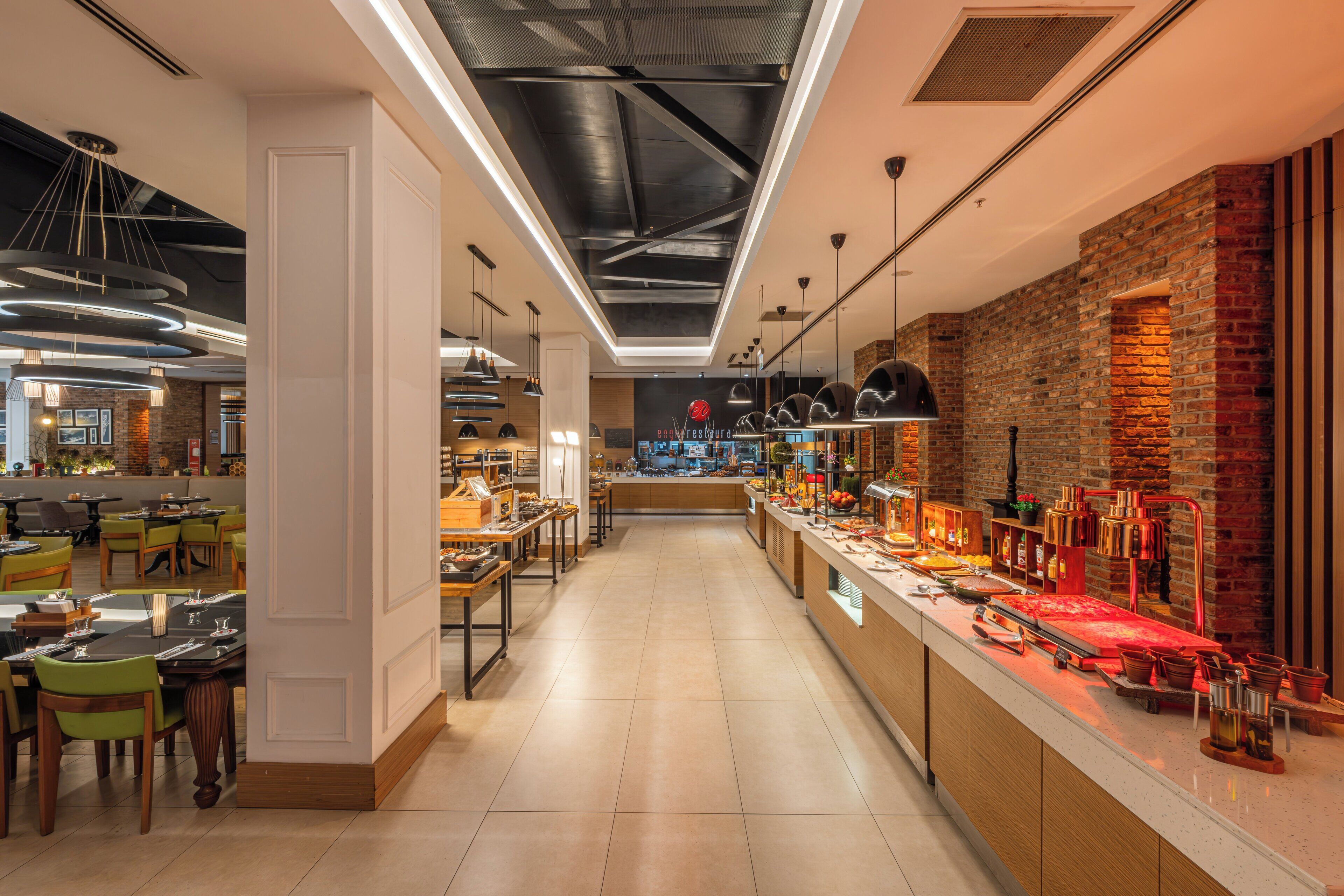 daily buffet breakfast (try 800 per person)