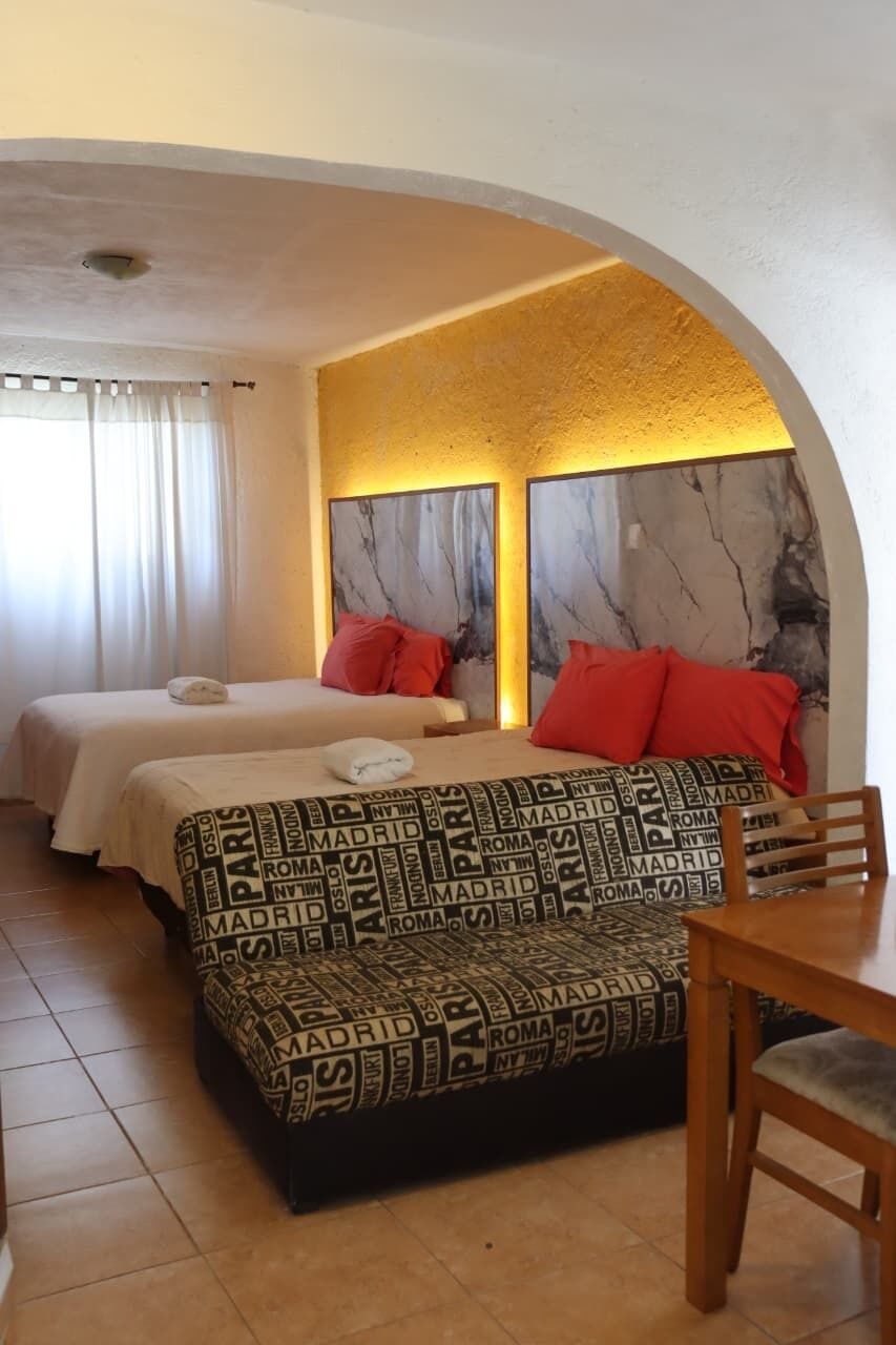 Family Double Room | Iron/ironing board, free WiFi, bed sheets