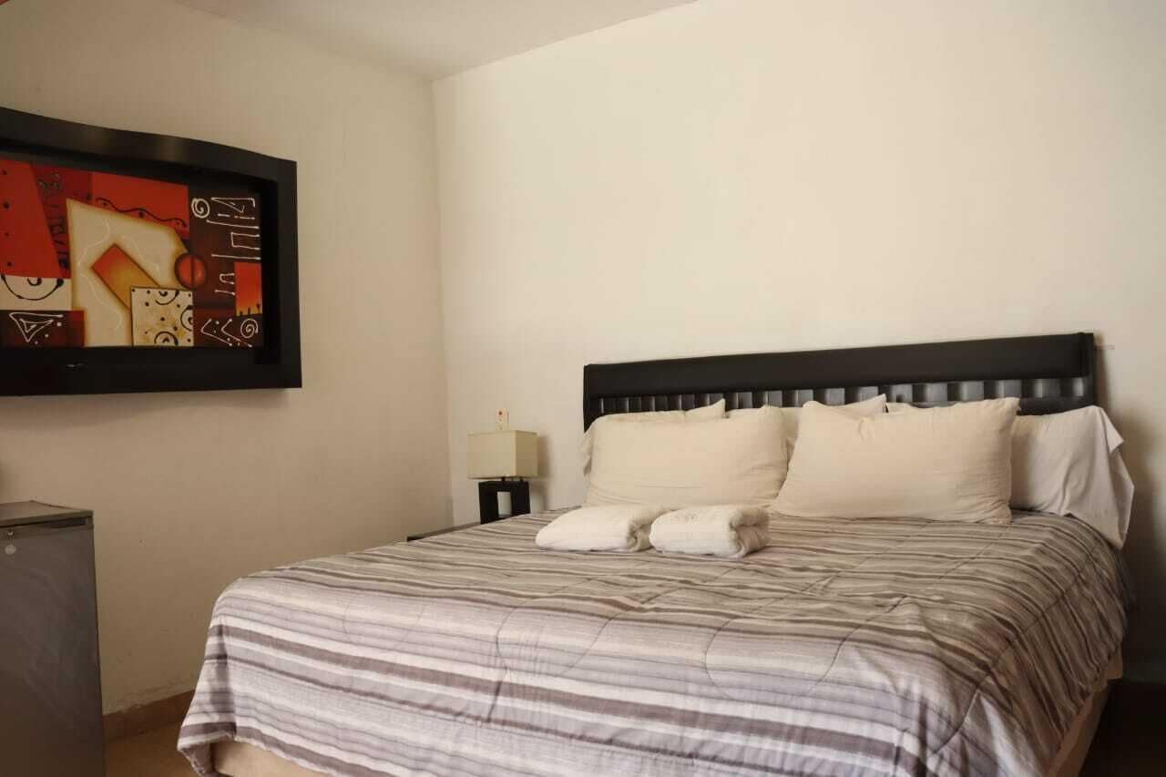 مكواة/لوح كي وواي فاي مجانًا وملاءات أسرّة