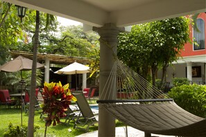 Traditional Room, 1 King Bed | Iron/ironing board, free WiFi, bed sheets