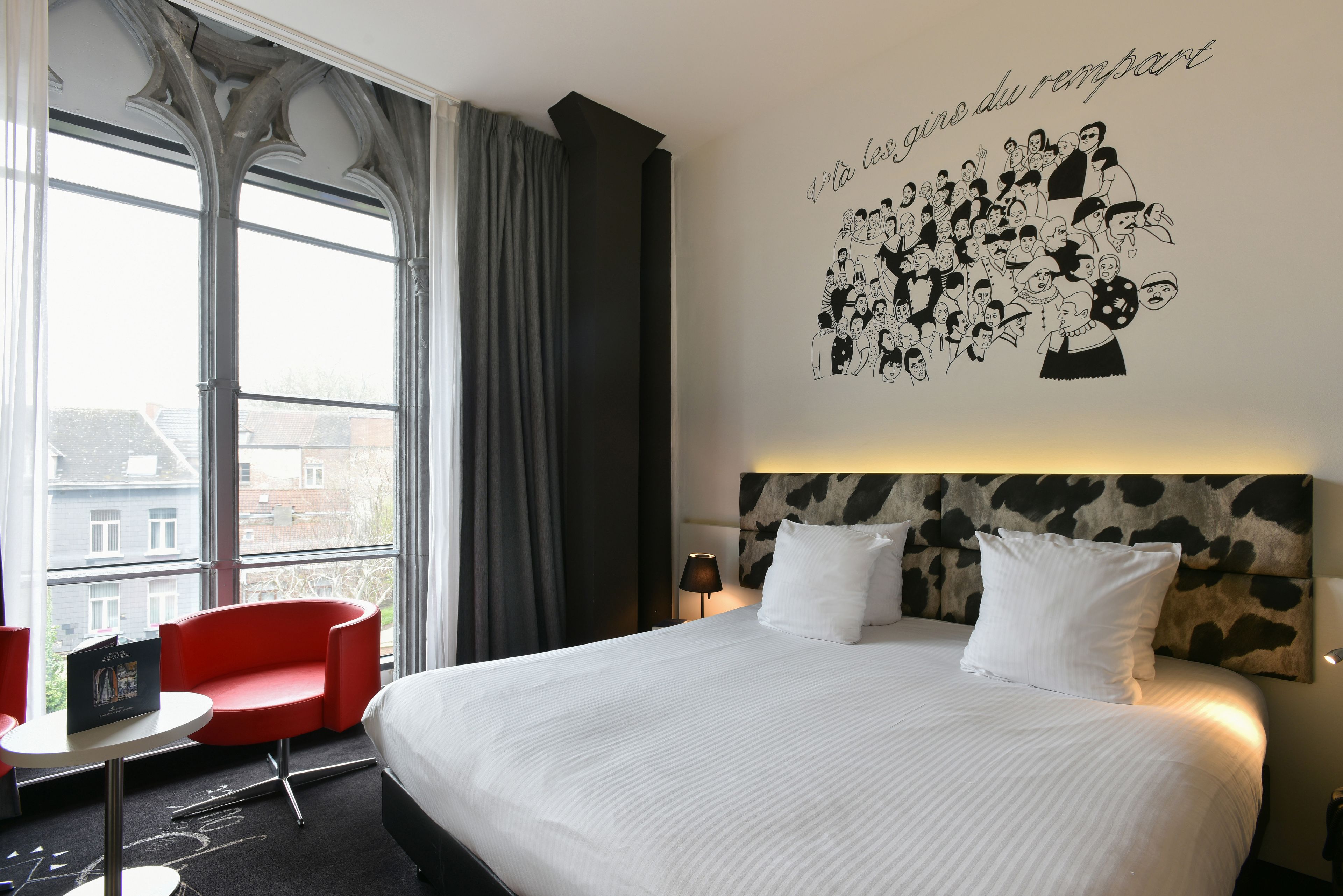 Comfort Room (Charming) | Minibar, in-room safe, desk, soundproofing