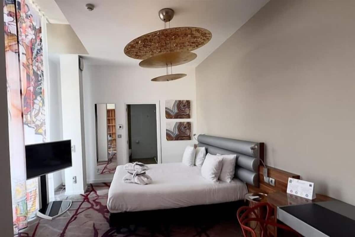Phòng Executive | Minibar, két bảo mật tại phòng, bàn, phòng cách âm 