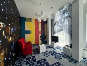 Exclusive Room | Living area | Flat-screen TV - Martin’s Dream Hotel (Mons)