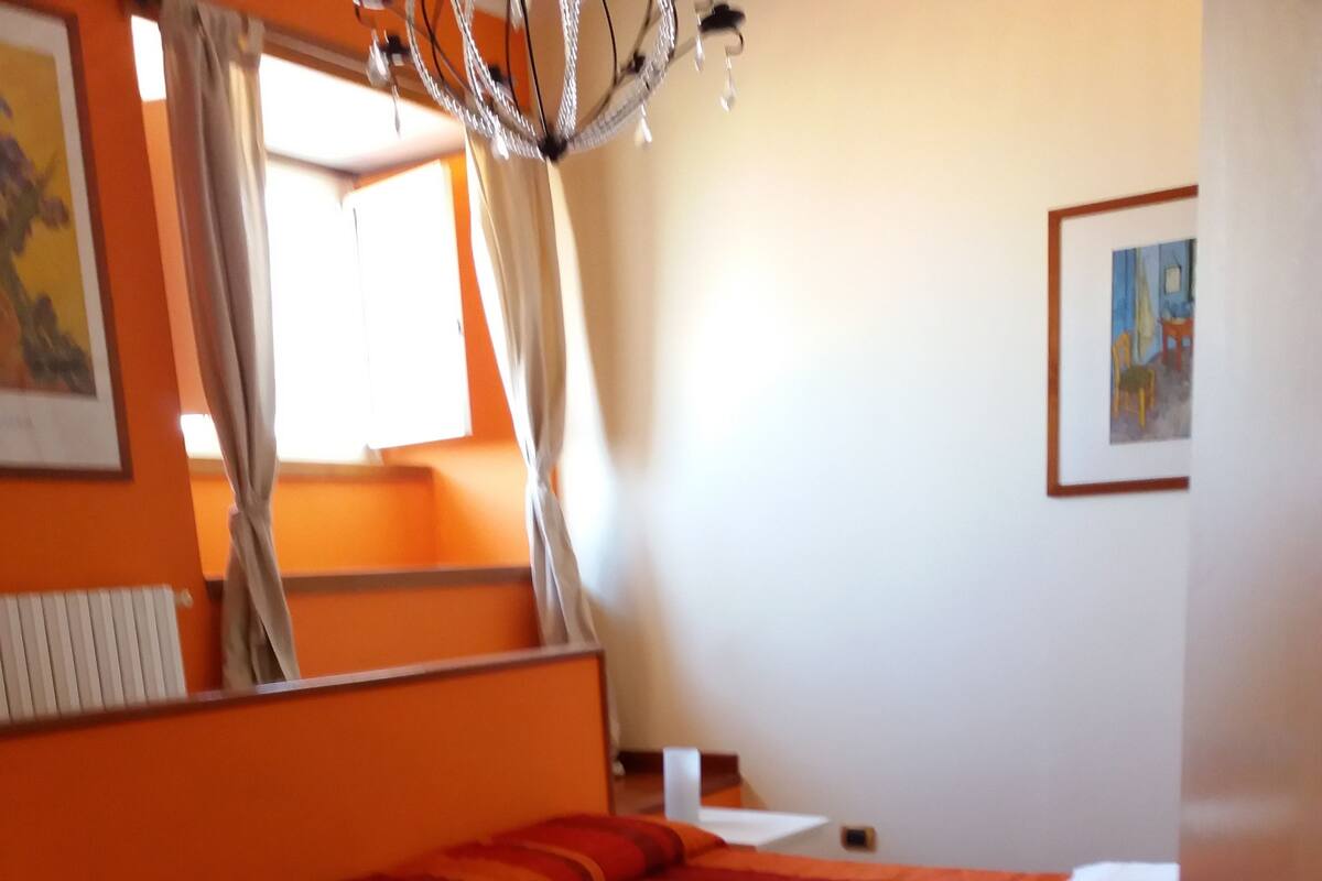 Double Room | Desk, soundproofing, iron/ironing board (on request), WiFi (free)