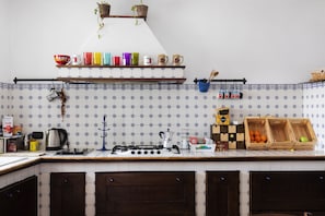 Dining - B&B Museum (Naples)