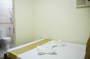 Free WiFi, bed sheets
