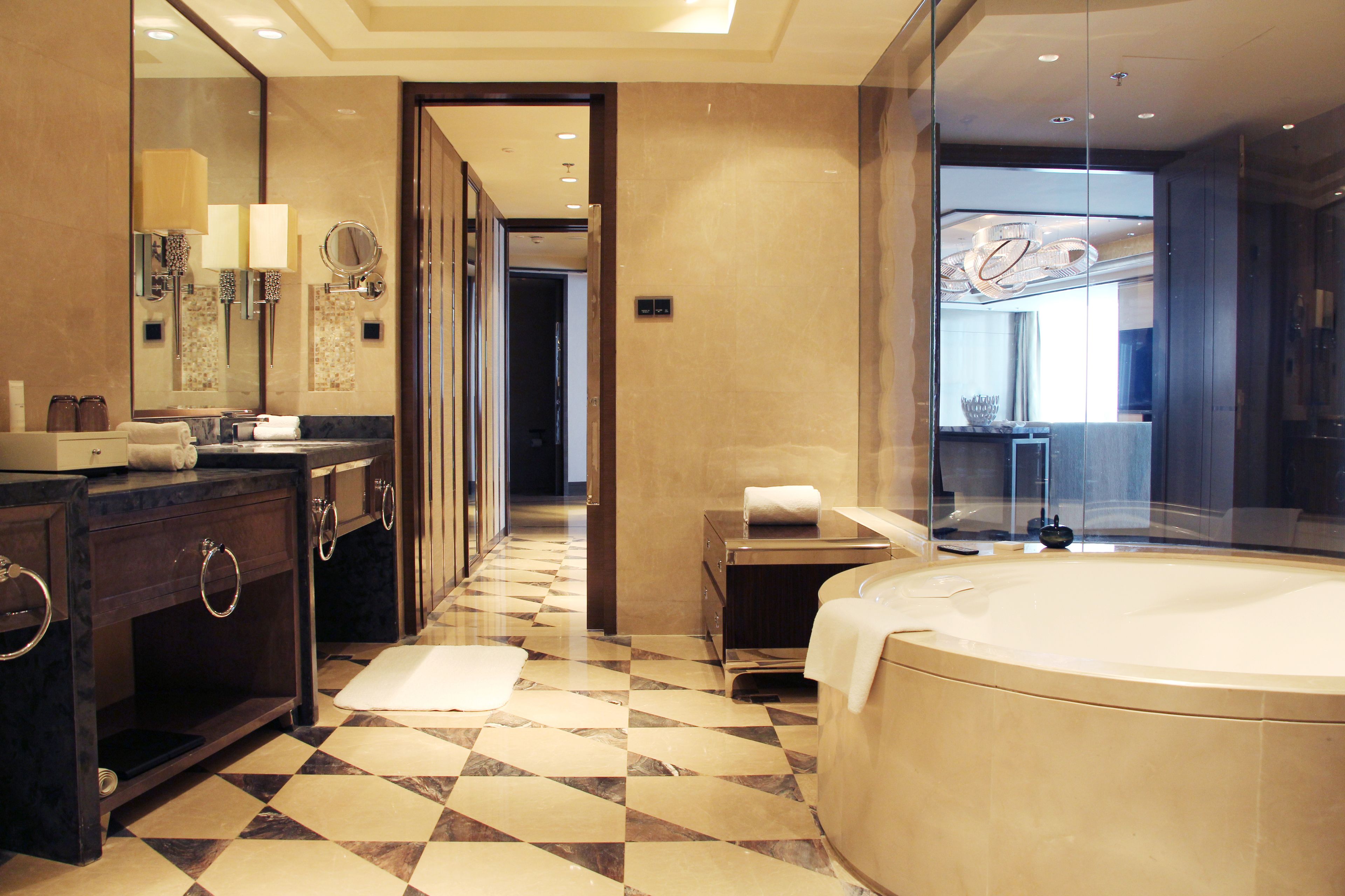 separate bathtub and shower, free toiletries, hair dryer, bathrobes