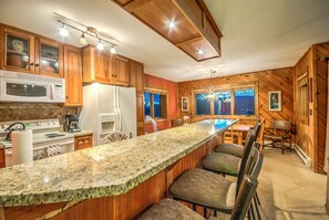 2 Bedroom, 3 Bathroom - 229 | Private kitchen | Full-size fridge, microwave, stovetop, dishwasher - The Phoenix by Retreatia (Steamboat Springs)