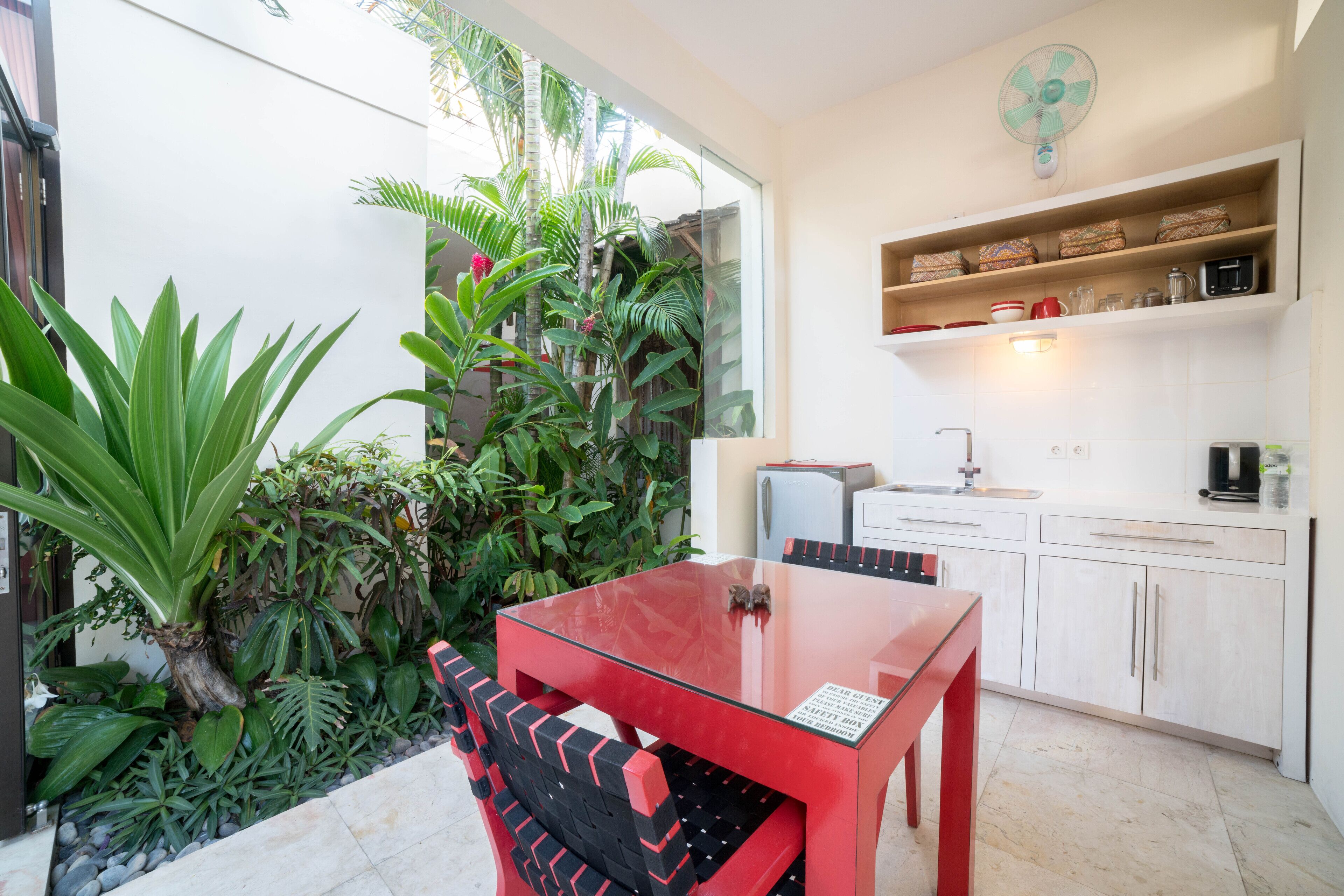 ginger suite poolside 1 | private kitchen | fridge, dishwasher, coffee/tea maker, electric kettle