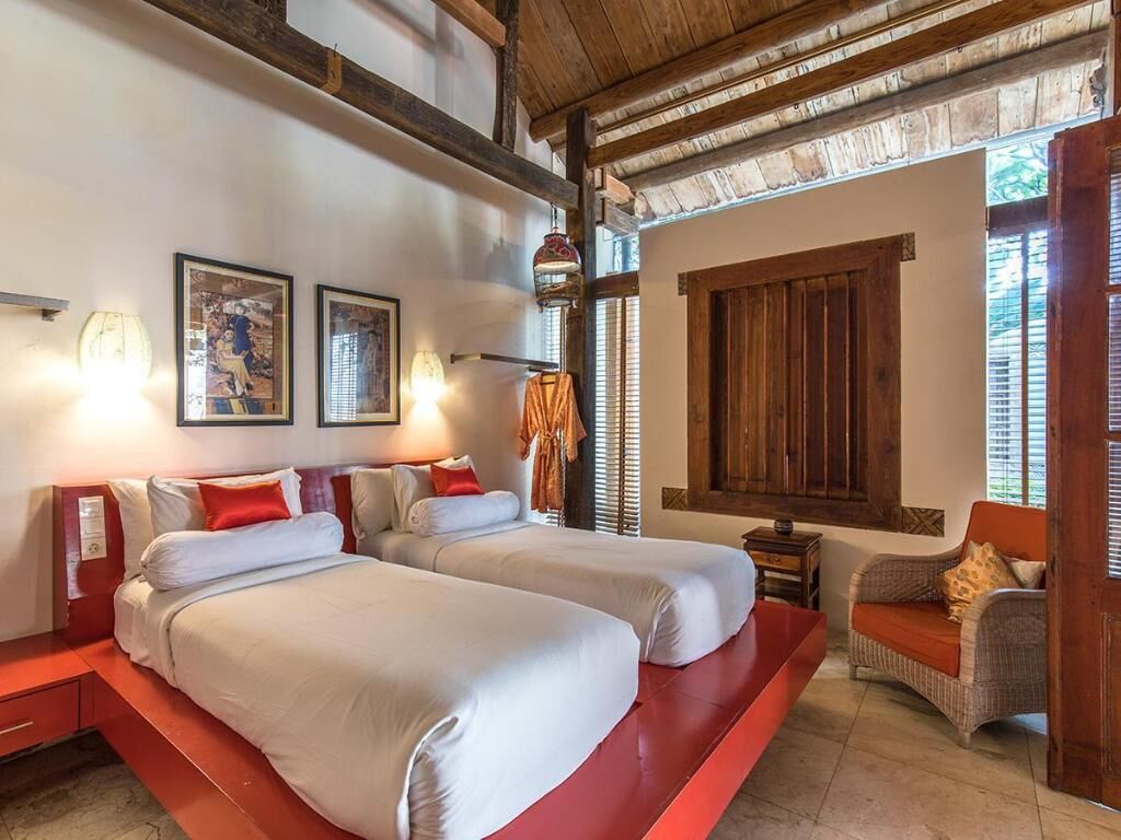 Premium bedding, pillowtop beds, free minibar items, in-room safe