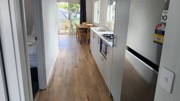 Superior 2 Bedroom Cabin | Free WiFi, bed sheets