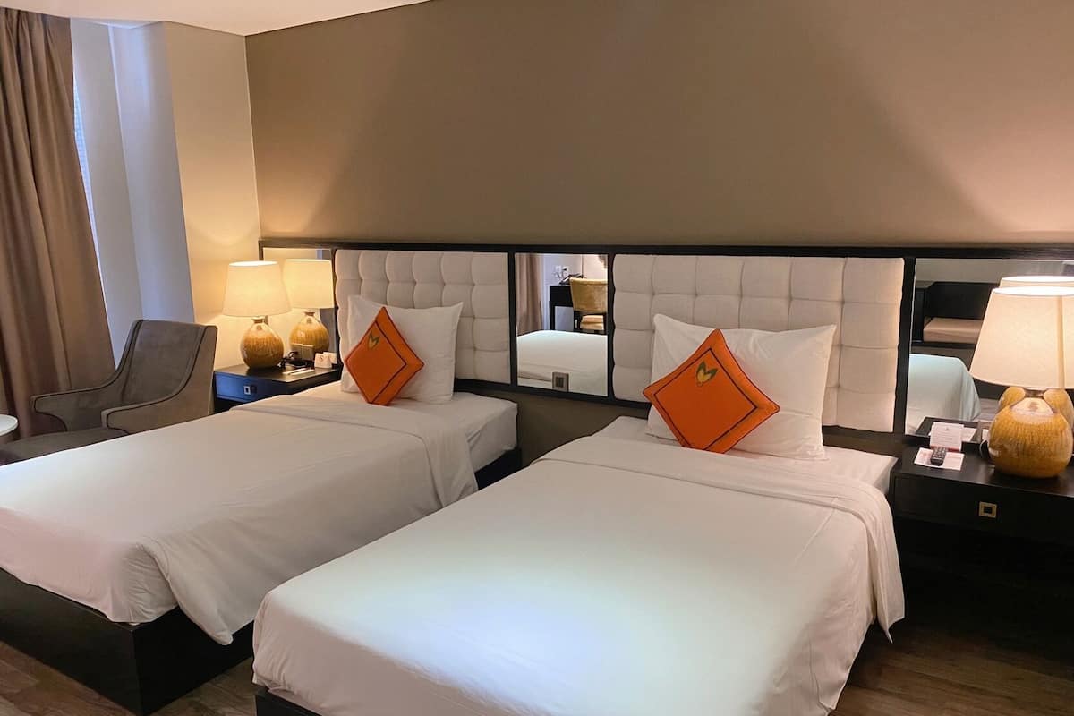 Premium bedding, minibar, in-room safe, blackout curtains