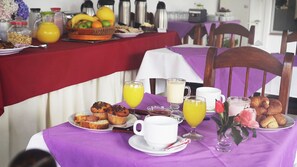 Breakfast area