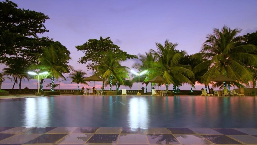 Hotel Pangeran Beach