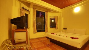 Deluxe Room - Relax Guest House (Patong)