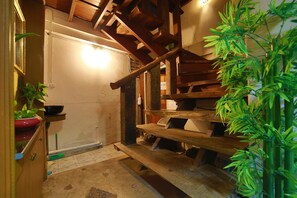 Staircase - Relax Guest House (Patong)